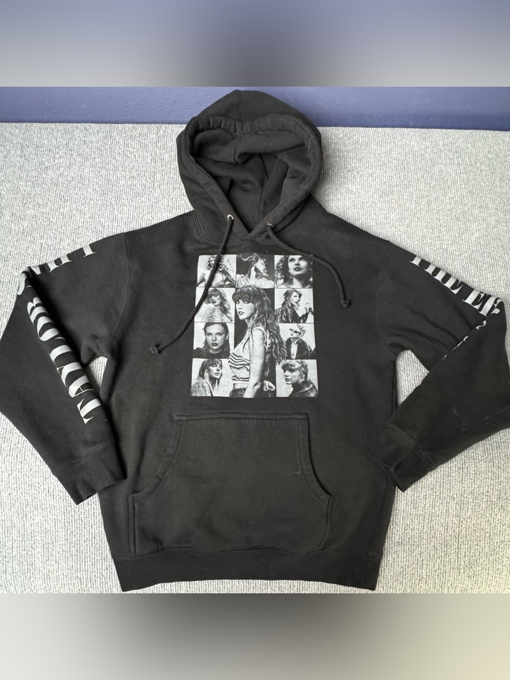 Taylor Swift The Eras Tour Black Hoodie Size S Fearless 1989 Reputation